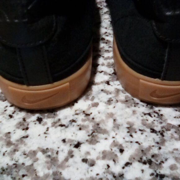 Nike !egacy low Top Sneakers - Picture 7 of 9